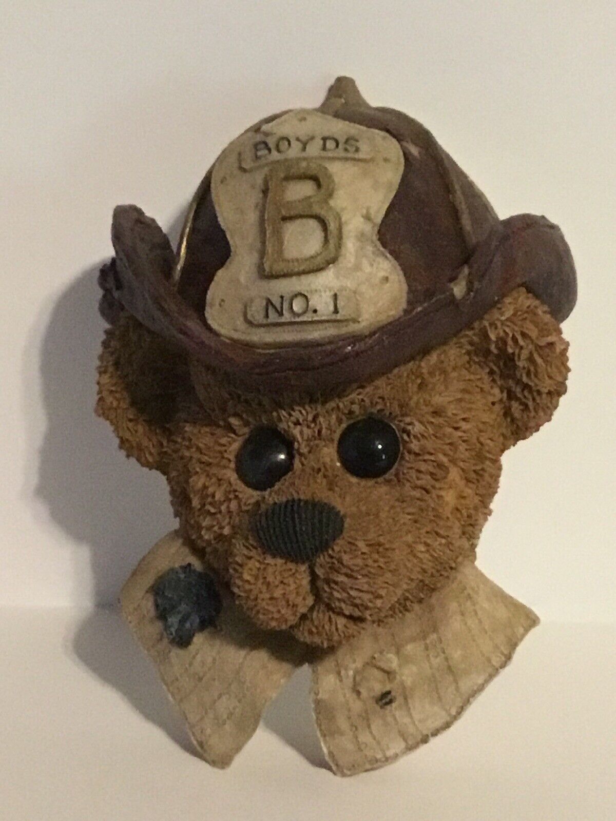 Boyds Bears &amp; Friends Firemen Elliot the Hero Wall Plaque #654281 NOS - $6.97