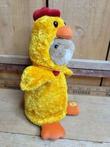 2002 Gemmy Dancing Hamster CHICK Sings "Chicken Dance"  Animated Plush Toy Works - $34.64