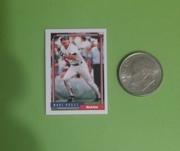 1992 Topps Micro Wade Boggs #10 Boston Red Sox Free Shipping - $1.79