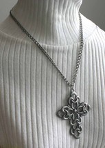 Sarah Coventry Vintage Silver-tone Large Baroque Cross Pendant Necklace - £14.43 GBP