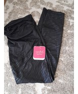 Ingrid and Isabel Women&#39;s Maternity Active Legging and Crossover Back Pa... - $27.35 CAD