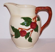 Lovely Vintage Franciscan Hand Painted Apple 64 Oz Water Pitcher Marshall Fields - £100.96 GBP