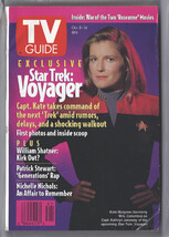 Captain Janeway Star Trek Voyager Cover 1994 TV Guide Announce Voyager S... - $337.69 MXN