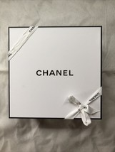 Chanel box with ribbon square medium empty - £13.22 GBP