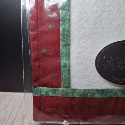 Stitch A Gift - Christmas Trees Frame Border New Red And Green Item image 2
