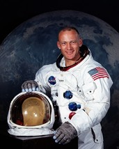 Portrait of NASA Apollo 11 Astronaut Edwin Buzz Aldrin 1969 - New 8x10 Photo - £7.22 GBP