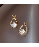 2Ct Round Cut Lab Created Women&#39;s Stud Earrings in 14K Yellow Gold Plated - $2,728.24 MXN