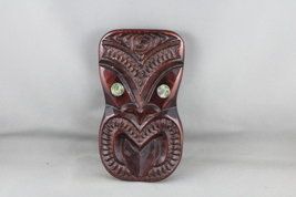 Vintage Hand Carved Maor Mask - Wall Hang - Made from Wood - $1,007.45 MXN