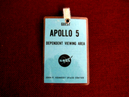Apollo 5 Jan 22 1968 1ST Uncrewed Launch Ksc Vintage Original Guest Launch Badge - £233.53 GBP