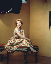 Deborah Kerr 1950&#39;S Pin Up In Studio Seated On Stool 16X20 Canvas Giclee - $69.99