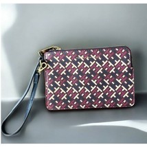 Tommy Hilfiger- NEW Wristlet Wallet Zipper Leather Exterior Casual Burgandy - $27.10