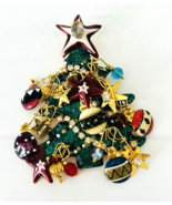 Lunch At The Ritz LATR Christmas Tree Brooch Enamel Rhinestone Pin Pendant - €148,31 EUR