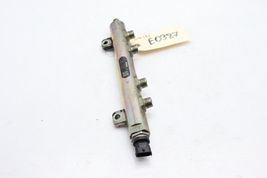 06-10 CHEVROLET SILVERADO 2500HD 6.6L LBZ LMM FUEL RAIL E0387 image 10