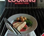 Microwave Cooking by Beverley Piper / 1984 Hardcover Cookbook, 150+ Recipes - $3.41