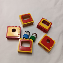 Vintage Lego Duplo RED/YELLOW WINDOWS w 2 Peop Figure Replacement Lot of 7 Piece - £10.05 GBP
