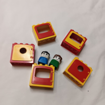 Vintage Lego Duplo RED/YELLOW WINDOWS w 2 Peop Figure Replacement Lot of 7 Piece - £9.61 GBP