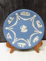 Vintage Wedgwood Blue Jasperware Cupid Stringing His Bow 9&quot; Large Cabinet  Plate - £42.73 GBP