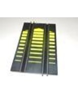 ARTIN 1/43RD SLOT CAR ACCESSORY-- 7&quot; STRAIGHT  W/YELLOW LINES- GOOD- W44D - £3.54 GBP