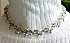 Elegant Silver-tone Curved Link Necklace 1960s vintage 16&quot; - £11.75 GBP