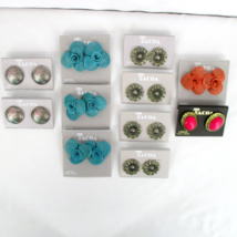 Lot of 11 Pair 1980s Vintage New Old Stock Silver Tone Pierced Earrings ... - £15.47 GBP