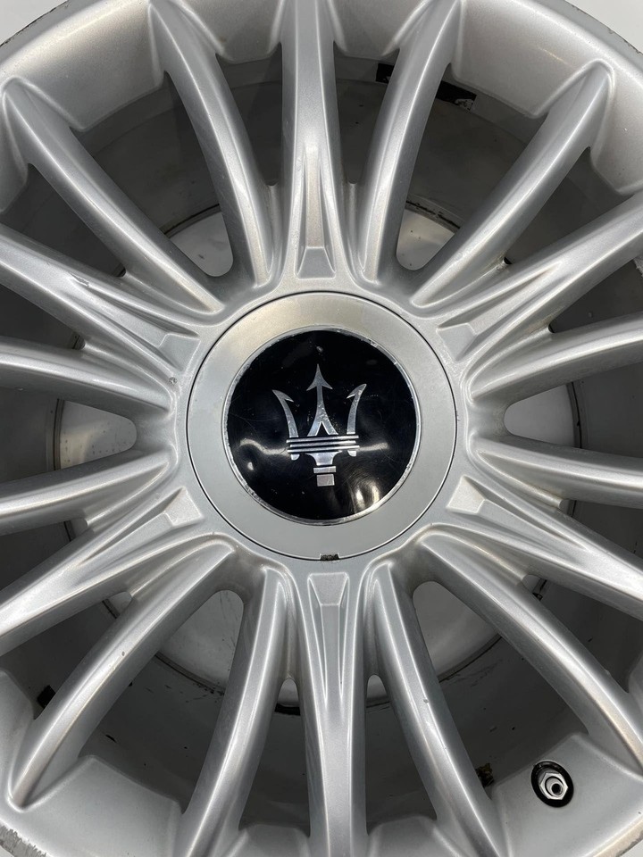 2014-2017 Maserati Quattroporte 19'x10' Rear Rim W/ Center Cap Curb Rash OEM Item image 4