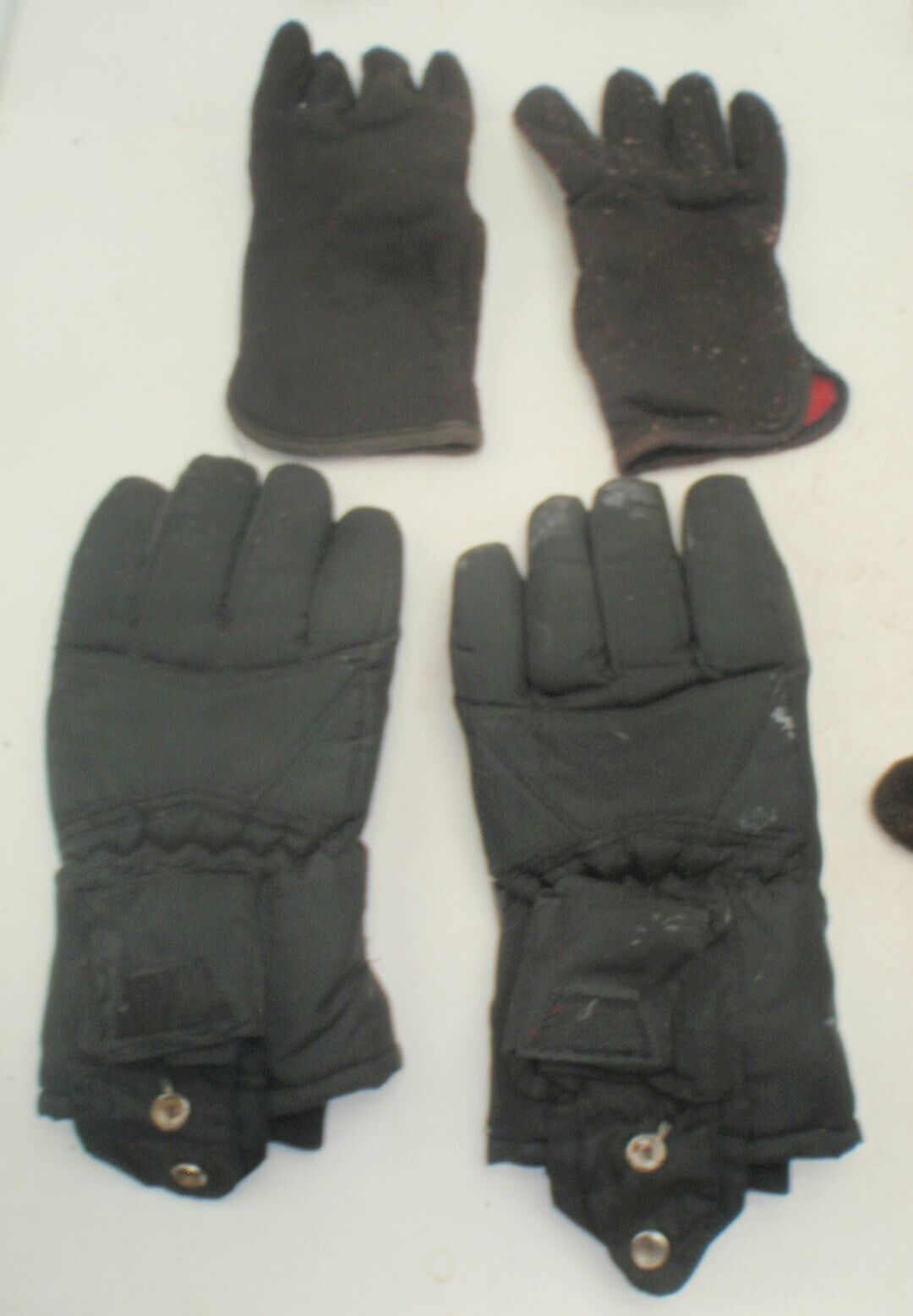 Lot Of 6 Pairs Of Well Used Gloves - $4.99