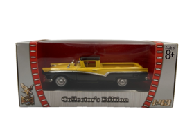 NIB 1:43 Road Signature Collection Die Cast 1957 Ford Ranchero Collector's Ed - $14.24