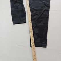 Lululemon Women's High-Rise Black Camo Leggings Measured Sz 10 (30"×23.5") image 13