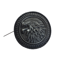 The Game of Thrones House of Stark Shield Brooch Pin Badge - €17,24 EUR