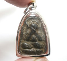 Lp Suk Phra Pidta Close Eyes Buddha Thai Magic Antique Sook Amulet Lucky Pendant - £76.82 GBP