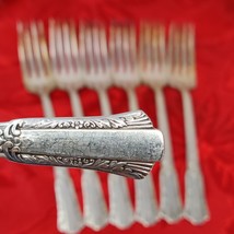 7X Wm Rogers TREASURE International Silver Plate Dinner Forks 1940 Silve... - $468.89 MXN