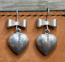 Sterling Silver Vintage Bow &amp; Puffed Heart Dangle Earrings 1-3/8&quot; 925 - €20,60 EUR