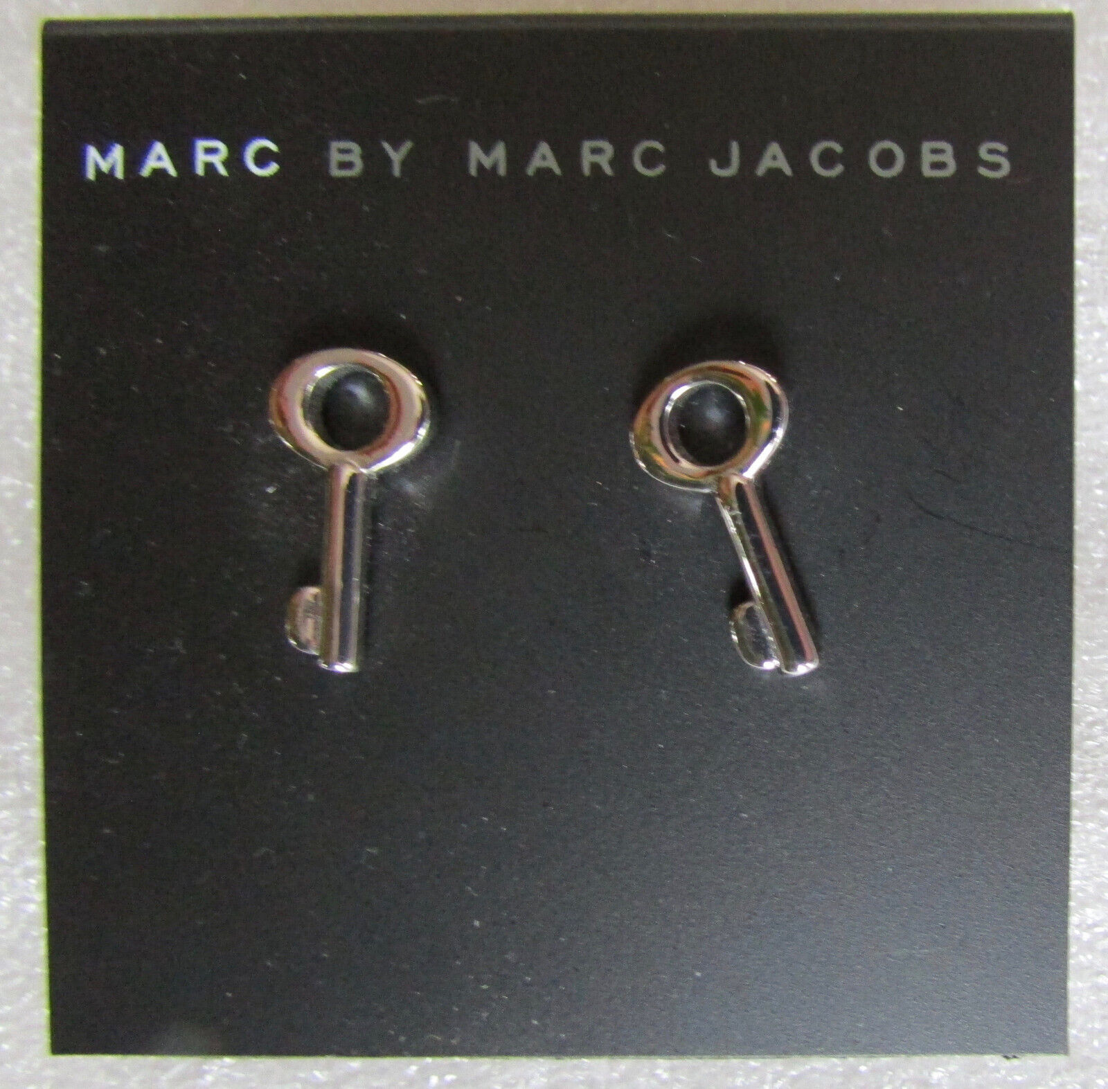 Marc Jacobs Post Earrings Lost and Found Keys Argento Silver Tone New $38 - $27.72