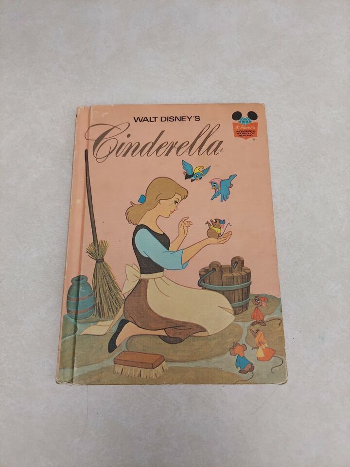 Walt Disney&#39;s Cinderella Vintage 1974 Fairytale Children&#39;s Book Illustrated - $16.63