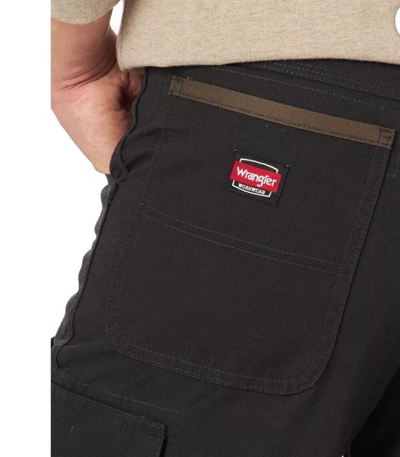 WRANGLER Ranger Workwear Size 42x30 Men&#39;s Relaxed Fit Pants-Black NWT - $28.99