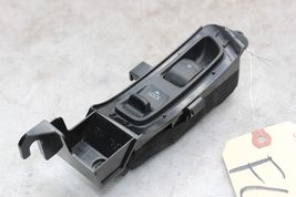 05-09 SUBARU LEGACY Front Right Window Control Switch F681 image 3