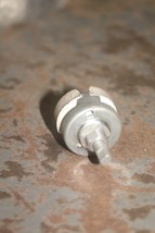 New Flyer Rheostat Knob Assembly 5956264 - $45.54