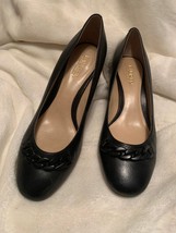 EUC Lauren Ralph Lauren Women&#39;s Leather Black Stacked Heel Pump Size 9.5 - $28.71