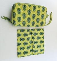 Vera Bradley Zip Up Wallet &amp; Checkbook Cover Citrus Elephant Blue and Green - £15.12 GBP