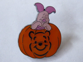 Disney Trading Pins Winnie The Pooh Piglet Pumpkin - £10.03 GBP