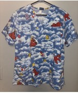 Womens Medical Nurse Scrubs Clifford The Big Red Dog Scrub Top . Size Med - $299.48 MXN
