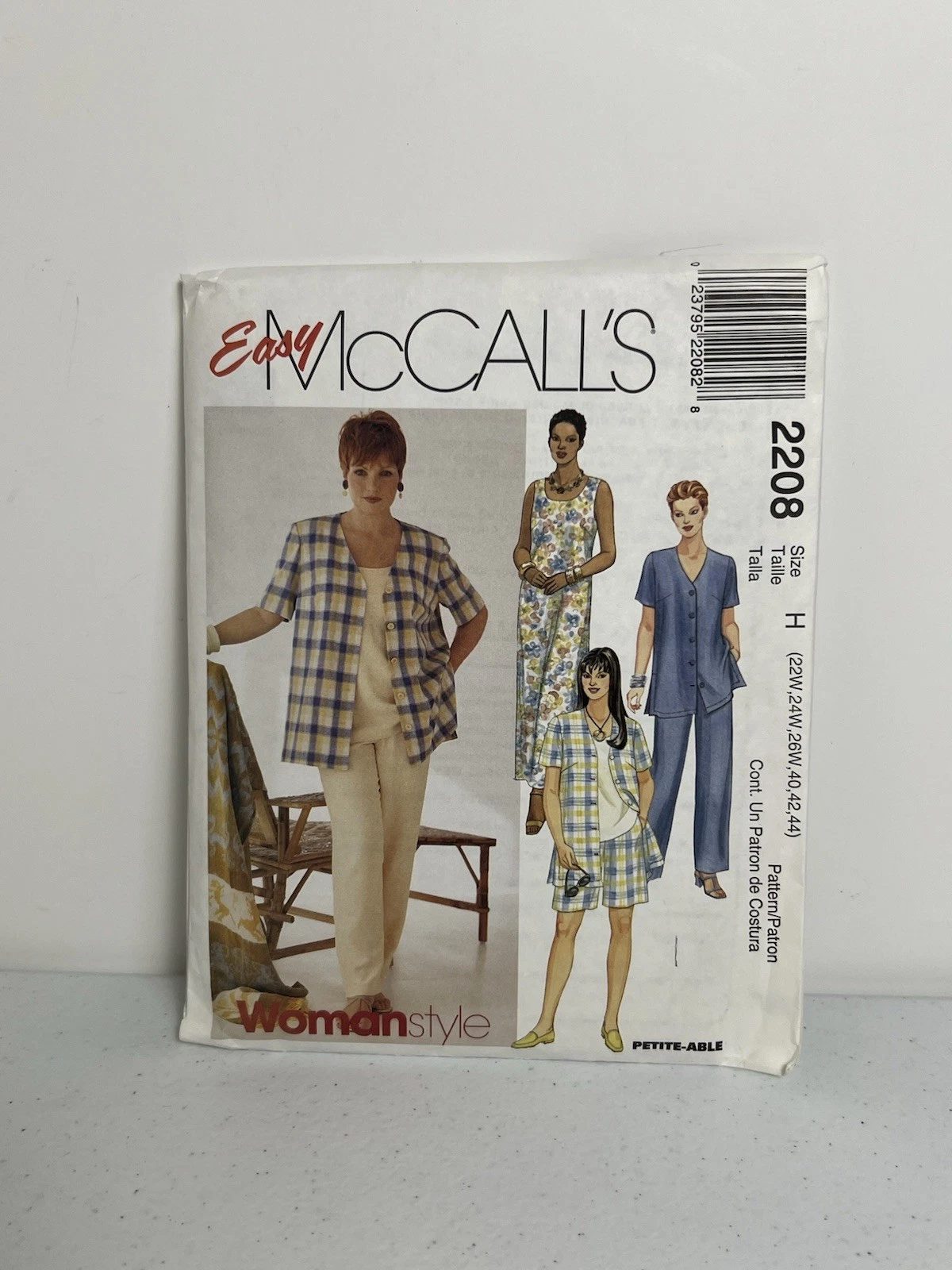 McCall&#39;s 2208, size H (22W through 44) - $110.25 MXN