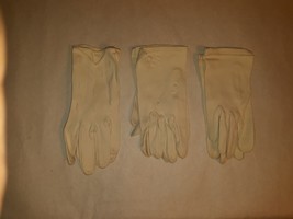 Dainty Vintage Womens White Gloves Small - £17.25 GBP