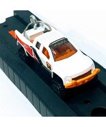 2019 Hot Wheels White Ford Sandblaster Pickup 4/8 1:64 Diecast Keychain ... - $198.72 MXN