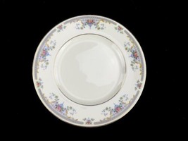 Four Royal Doulton Made In England Romance Collection Salad Plates 7-3/4&quot; - £29.55 GBP