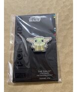 SDCC EXCLUSIVE Hallmark Pop-Minded Star Wars THE CHILD Mandalorian Pin 2020 - $368.10 MXN