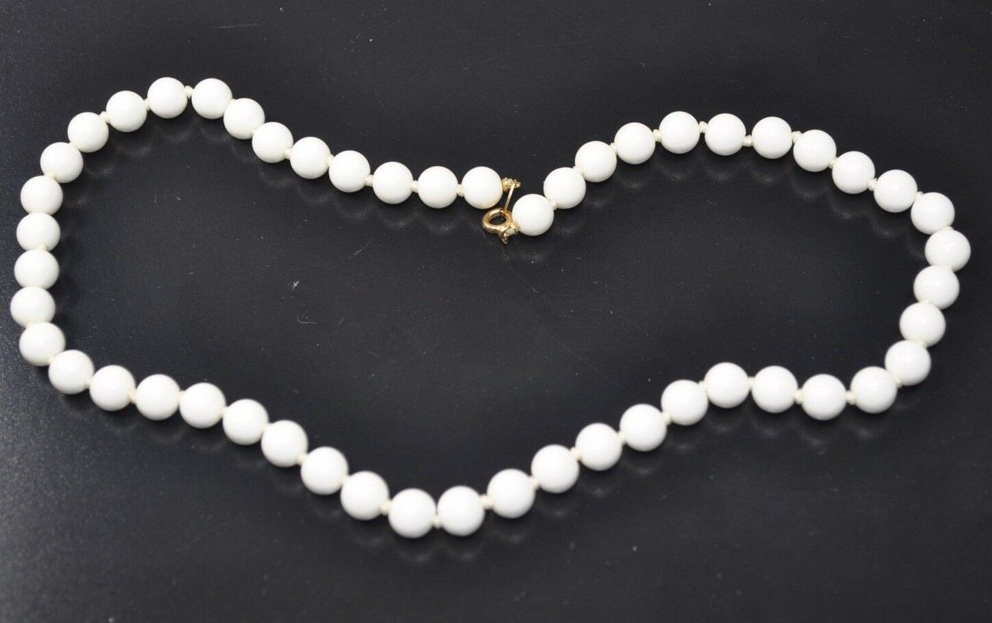 Great Trifari Signed Plastic Bead Vintage Choker Necklace 18" - $9.95