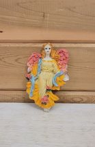 Yellow Angel Refrigerator Magnet - $371.27 MXN