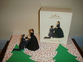 Hallmark 2006 Scarlett O&#39;Hara And Rhett Butler Gone With The Wind Ornament - £19.57 GBP