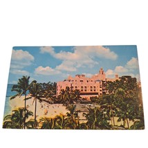 Postcard Royal Hawaiian Hotel Sheraton Waikiki Beach Chrome Unposted - £5.51 GBP